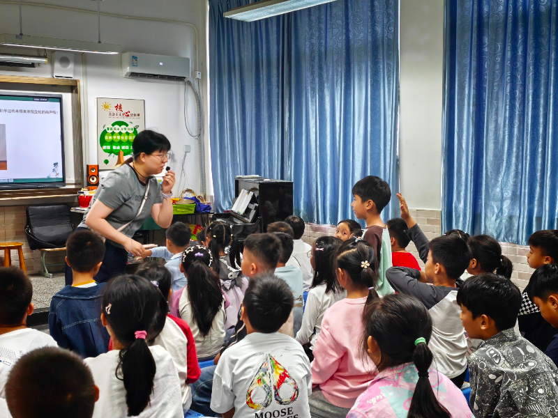 深耕双新音乐课堂 精研课例聚力教研 —— 凤溪小学开展音乐学科专题教研活动